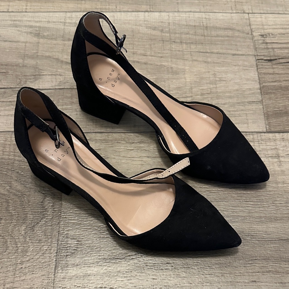 a new day Black Pointed Toe Heels